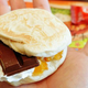 Illustration for article titled Kit-Kat Sandwiches! Japan Has Kit-Kat Sandwiches.